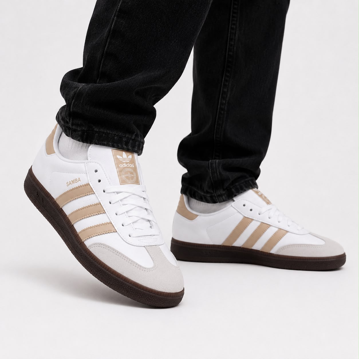 ZK Heritage White Low-Top – Premium Lifestyle Sneakers Pakistan